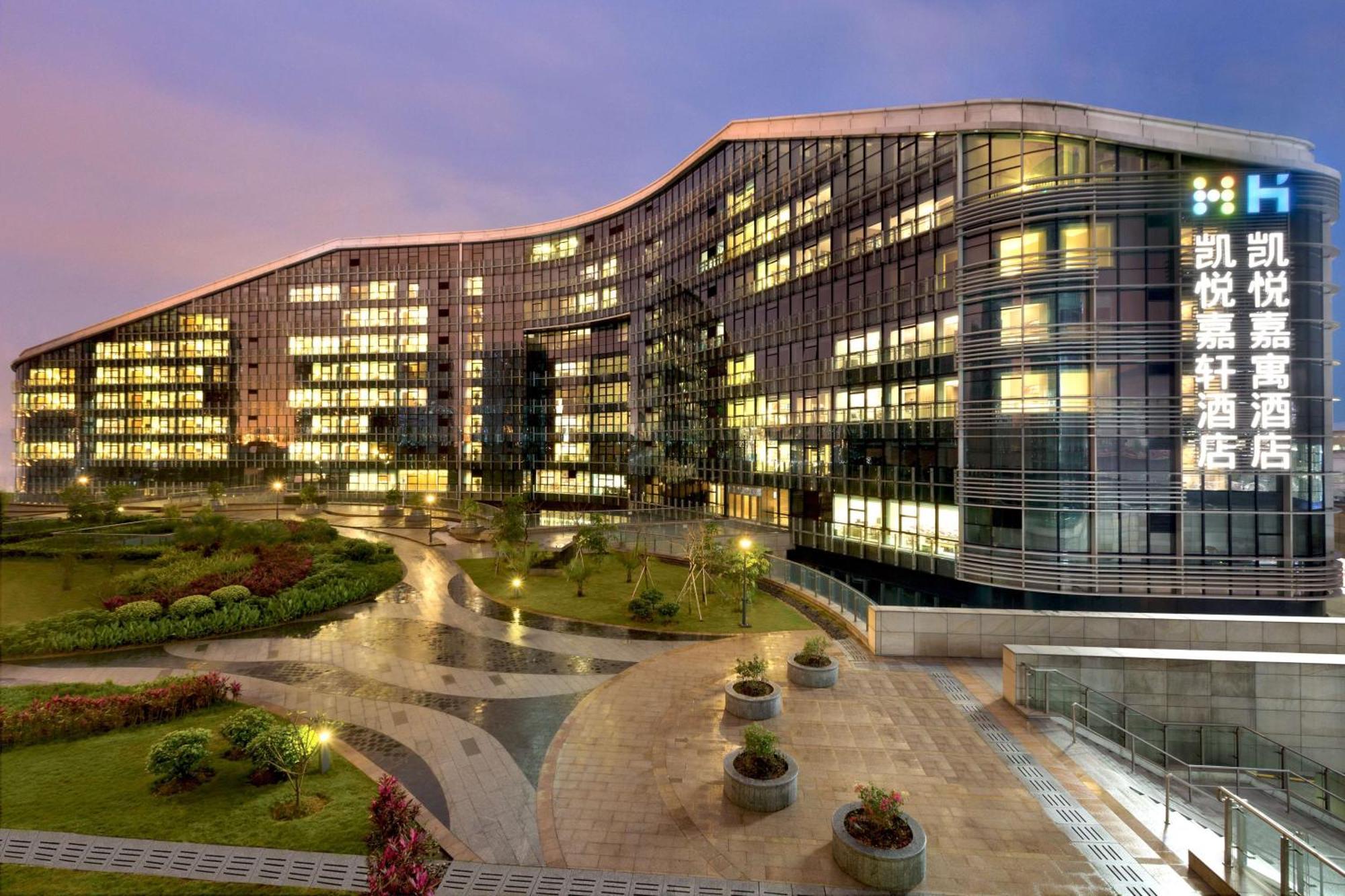 Отель Hyatt House Shenzhen Airport Экстерьер фото