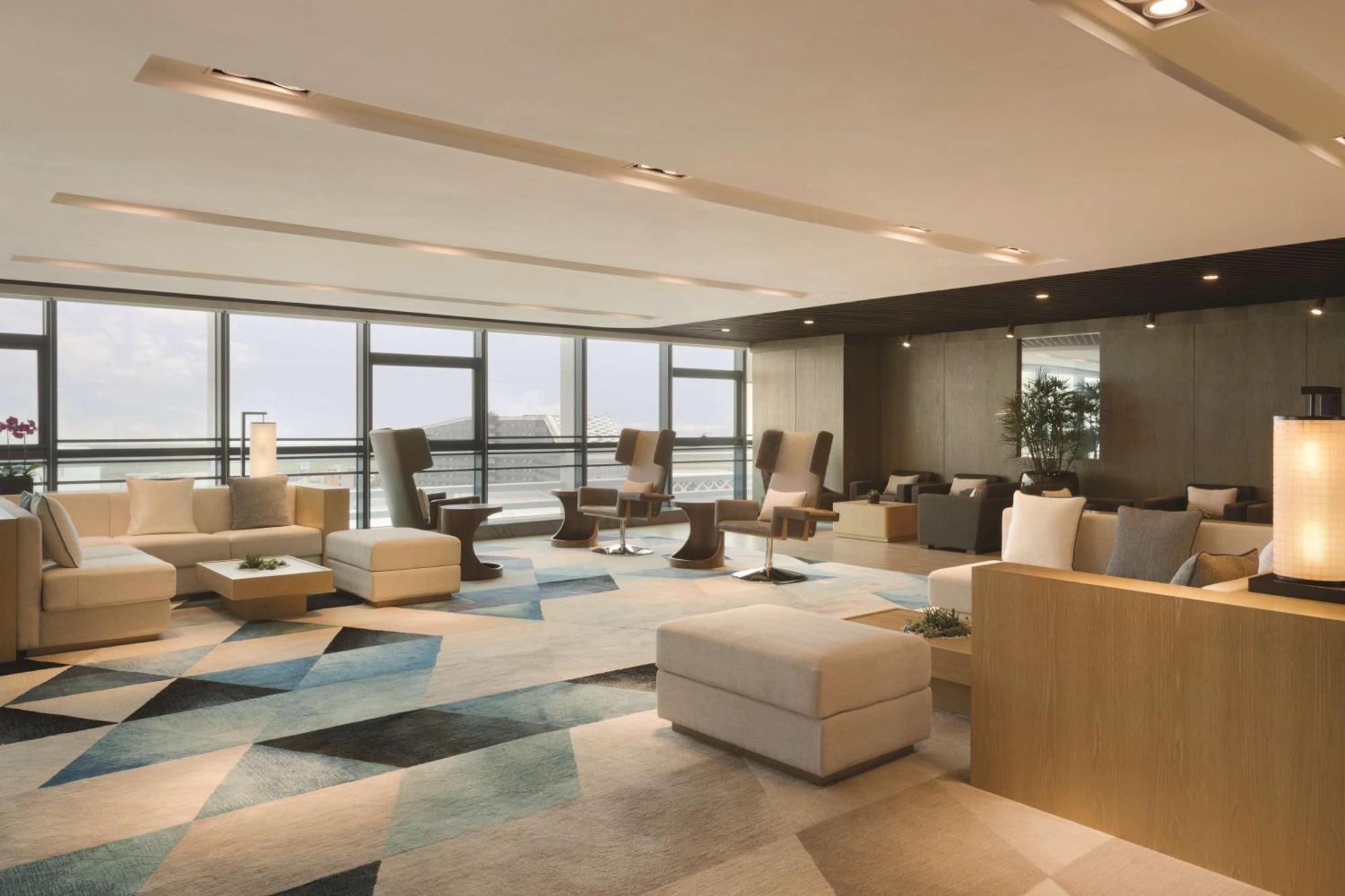 Отель Hyatt House Shenzhen Airport Экстерьер фото